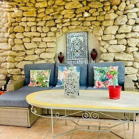 Nyaraló House Near Conil With A Tropical Garden And Pool